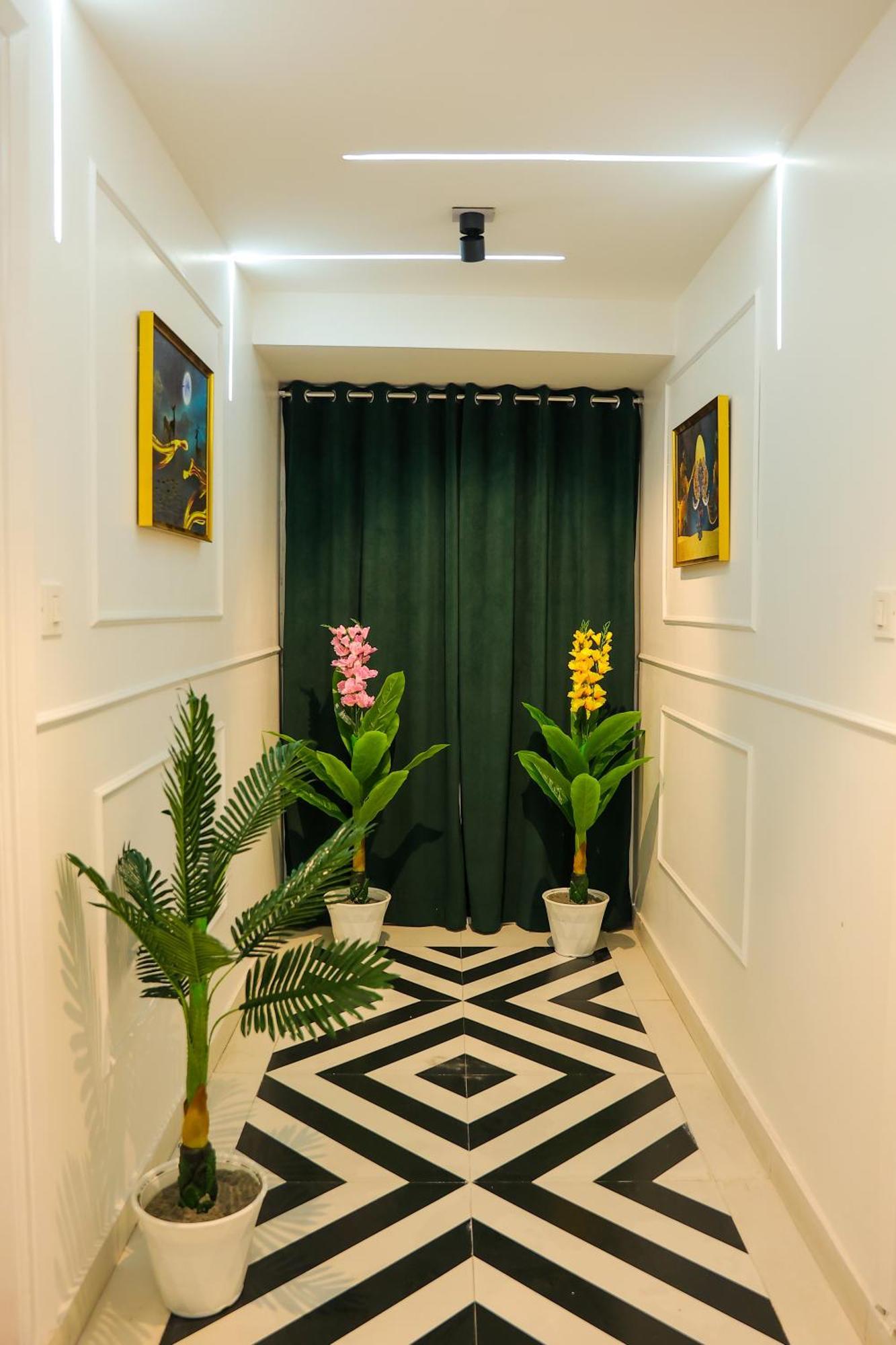 Agrah Stay - Kasa Lusso Stay ฟารีดาบัด ภายนอก รูปภาพ