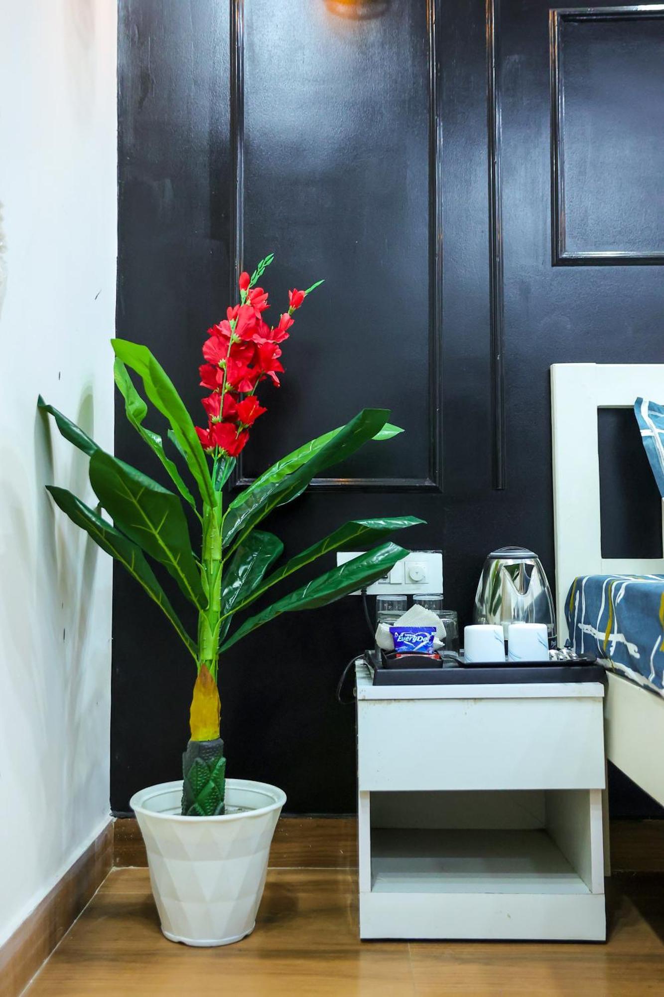 Agrah Stay - Kasa Lusso Stay ฟารีดาบัด ภายนอก รูปภาพ