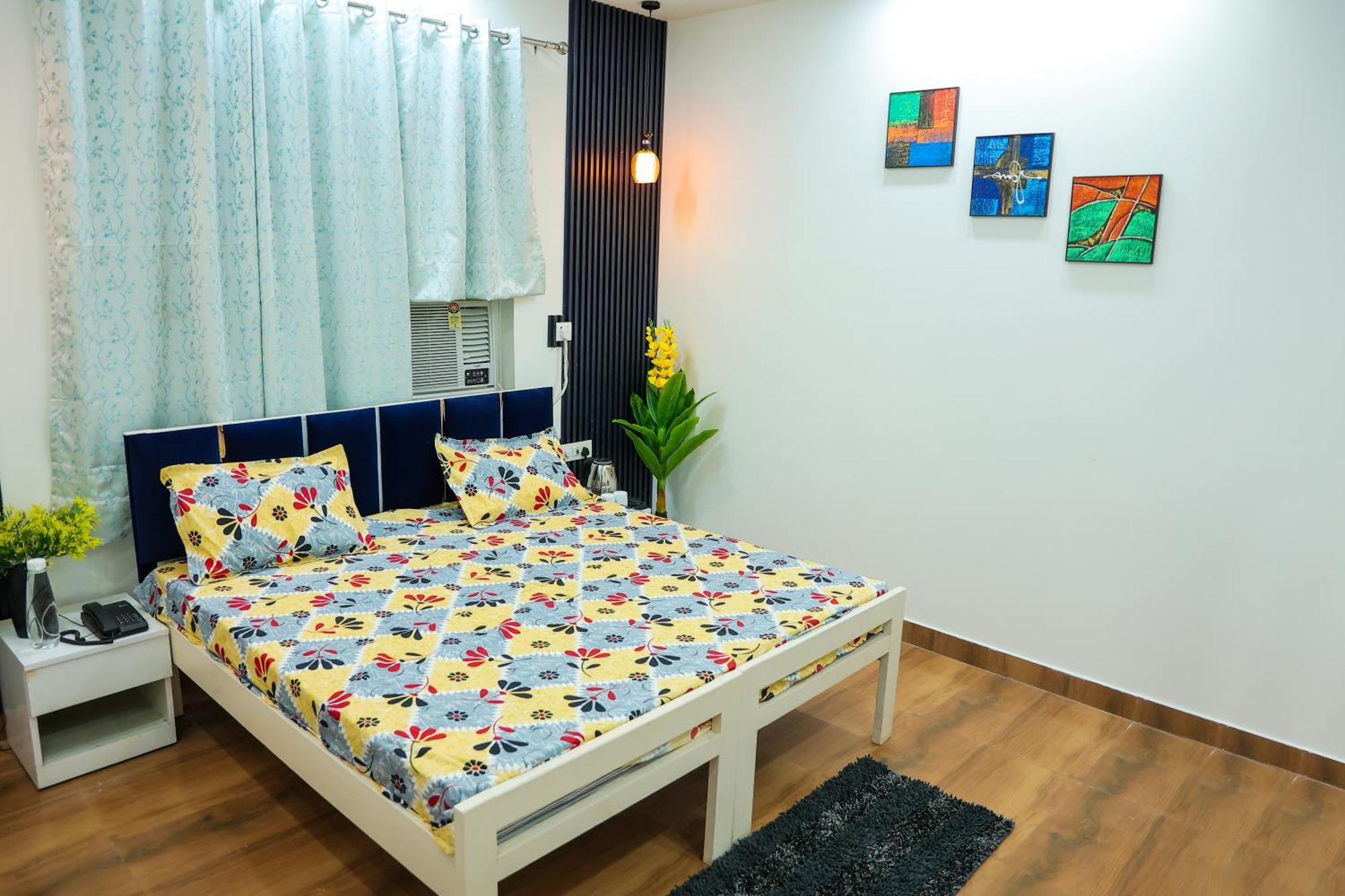 Agrah Stay - Kasa Lusso Stay ฟารีดาบัด ภายนอก รูปภาพ