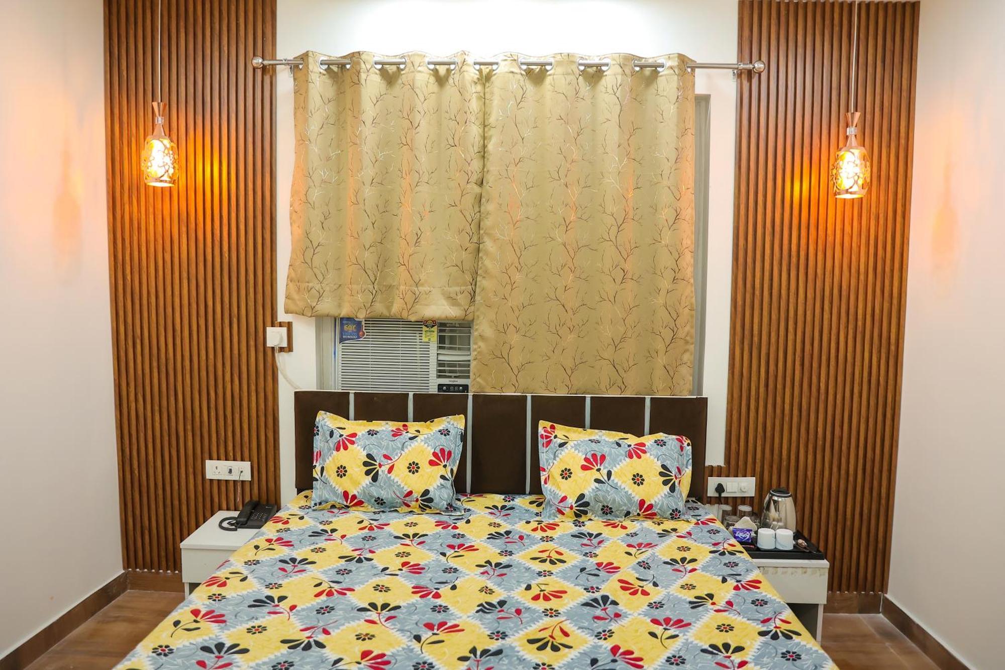 Agrah Stay - Kasa Lusso Stay ฟารีดาบัด ภายนอก รูปภาพ