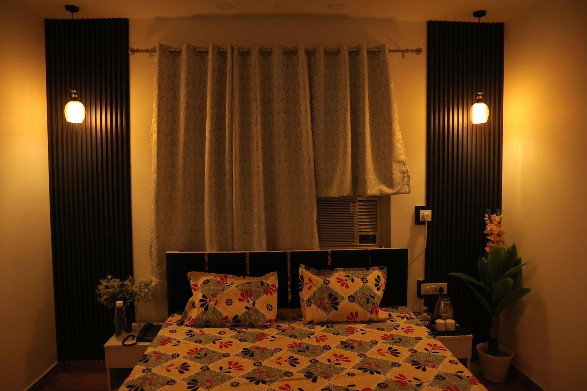 Agrah Stay - Kasa Lusso Stay ฟารีดาบัด ภายนอก รูปภาพ